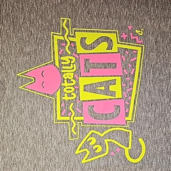 Cat lady gray short sleeve Tee shirt. Size large. TOTALLY CATS - Picture 2 of 4